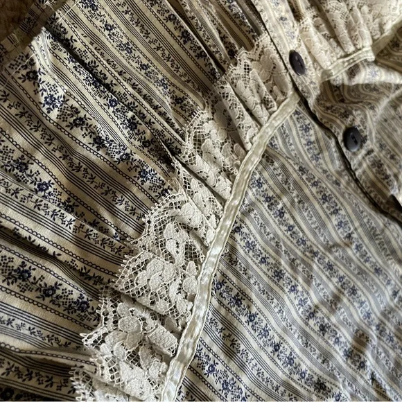 Guinness Cream and Blue Patterned Fabric overall skirt - Picture 4 of 4